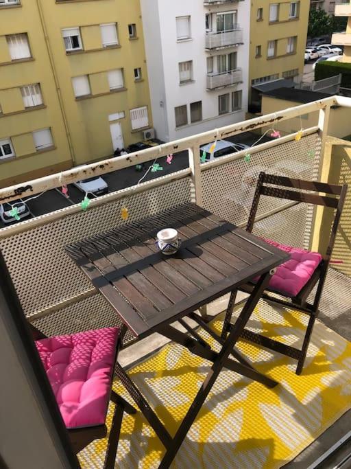 Appartement Balcon, Place De Parking, Centre Ville Valence  Exterior foto
