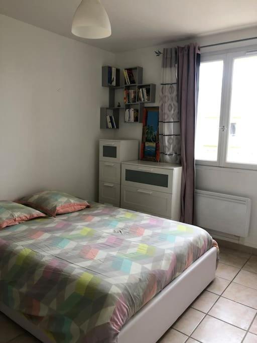 Appartement Balcon, Place De Parking, Centre Ville Valence  Exterior foto